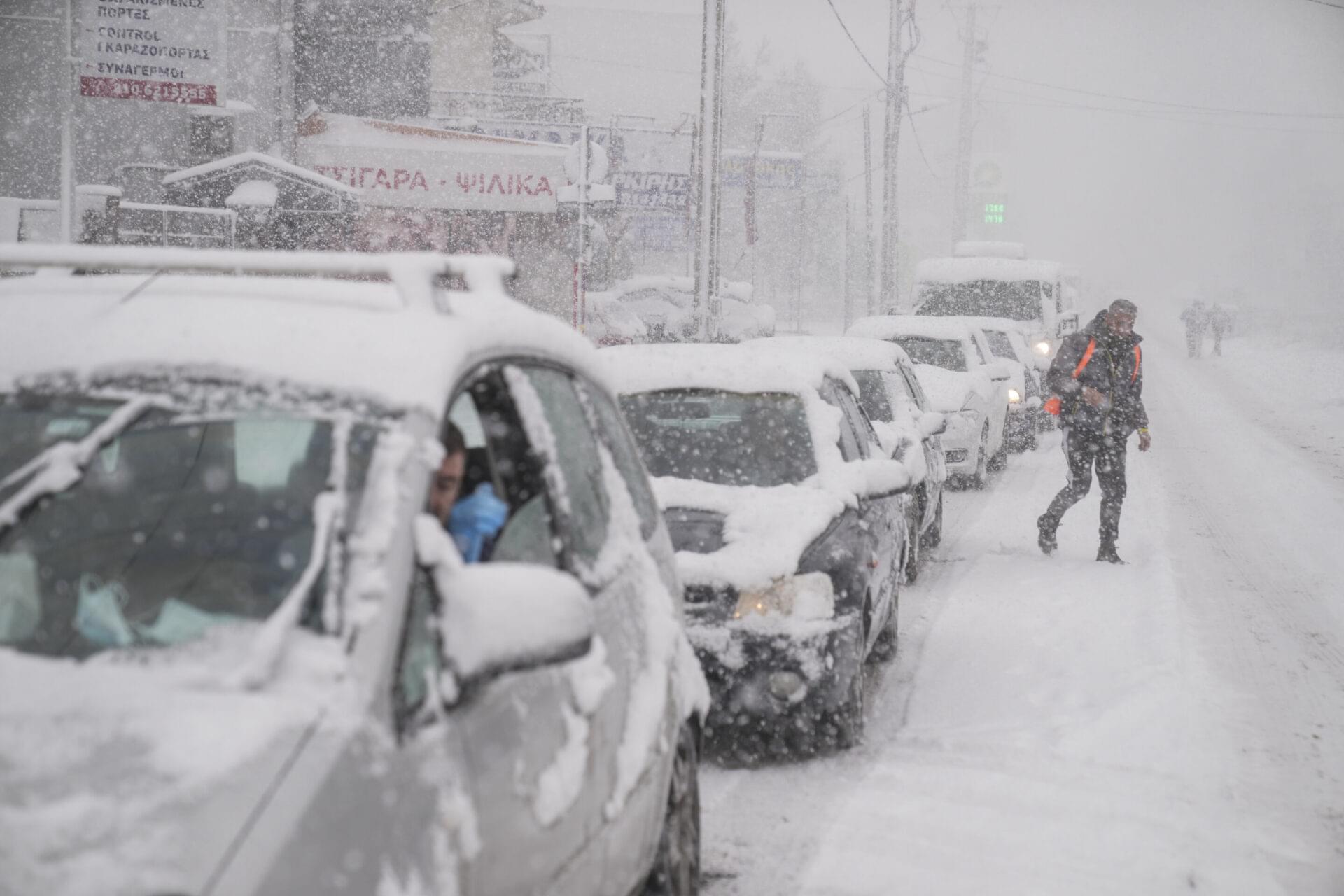 Οδήγηση στο χιόνι – Συχνές Ερωτήσεις (faq) - amortiseronline - Χιόνι στην Αθήνα